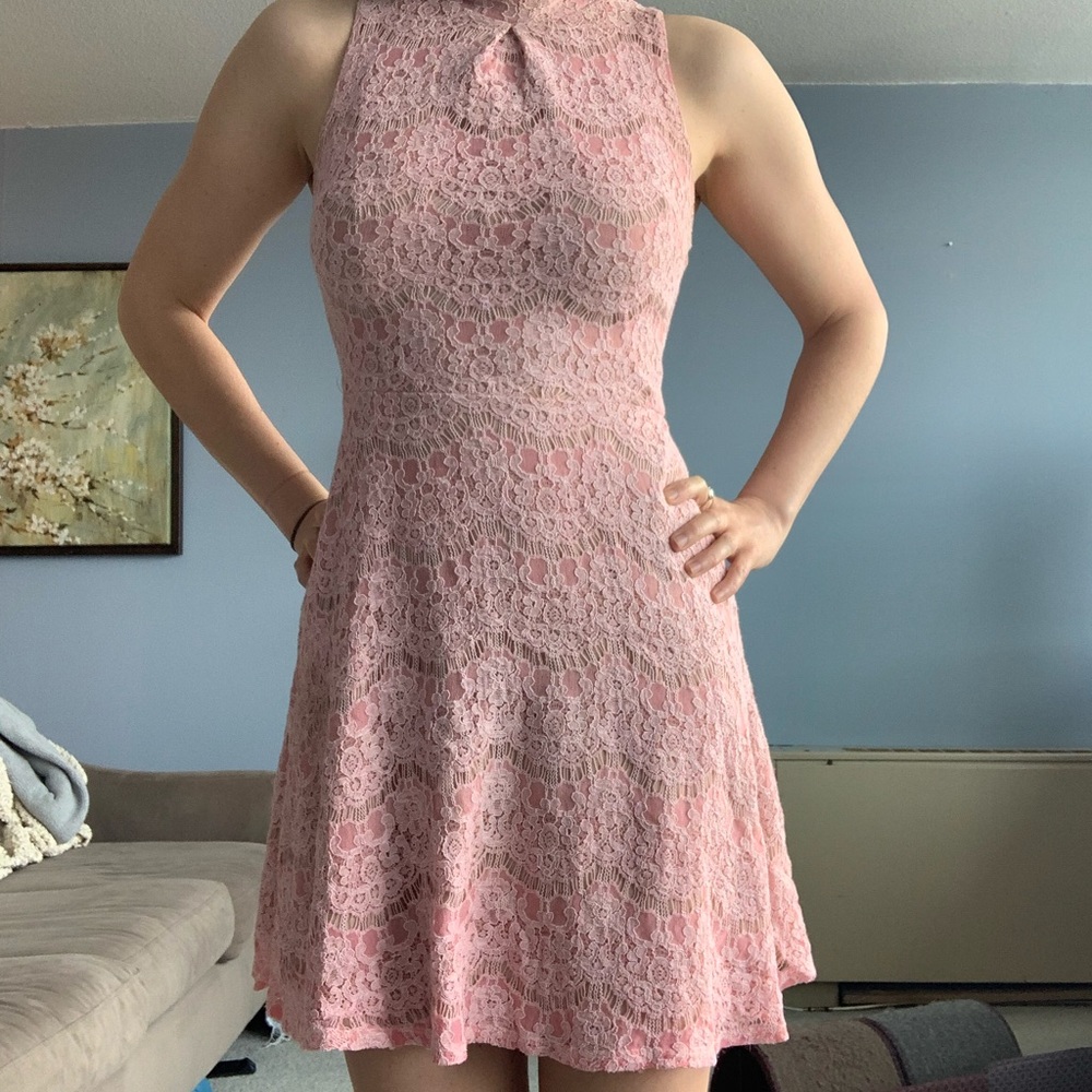 (2 for $20) Beautiful pink lace dress - Picture 2 of 7